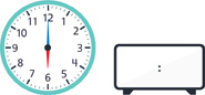 Hay un reloj con la manecilla de la hora apuntando al “6” y el minutero apuntando al “12”. Hay un reloj digital en blanco.