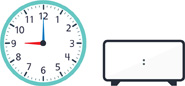 Hay un reloj con la manecilla de la hora apuntando al “9” y el minutero apuntando al “12”. Hay un reloj digital en blanco.